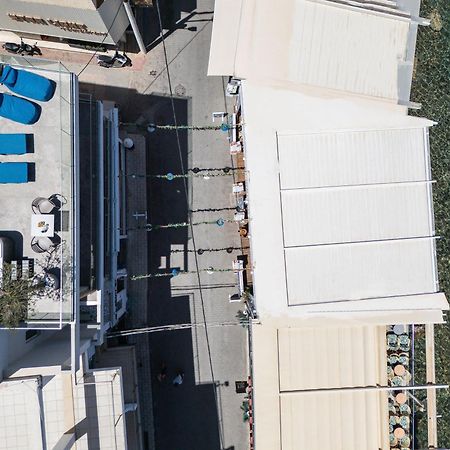 Skipper Beachfront Suites Hersonissos  Exteriör bild
