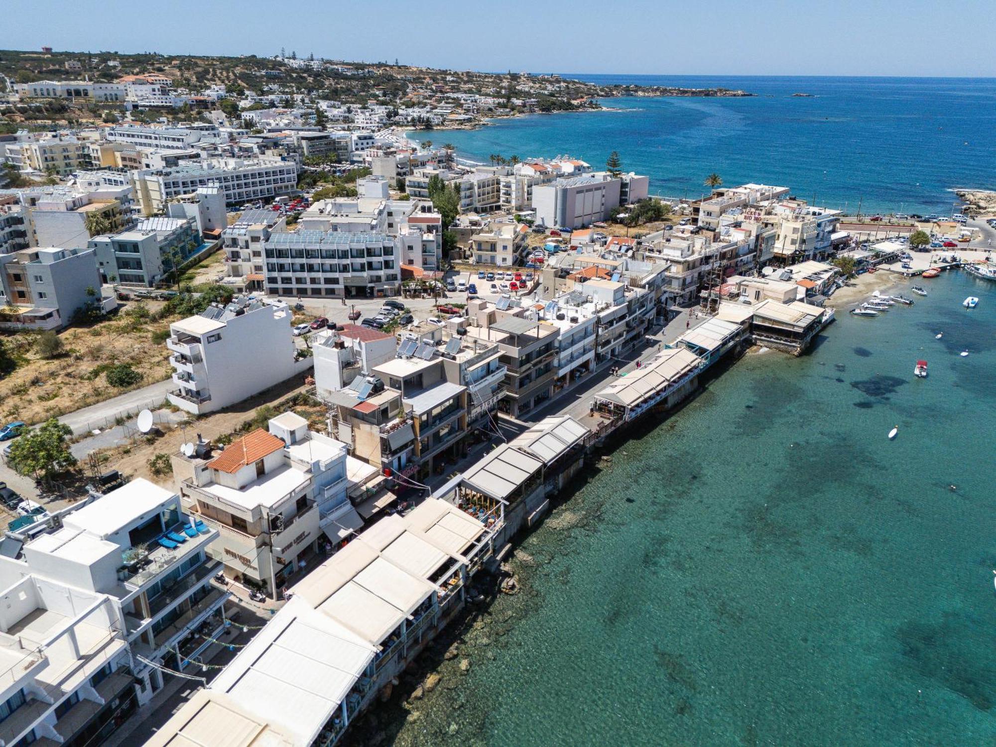 Skipper Beachfront Suites Hersonissos  Exteriör bild